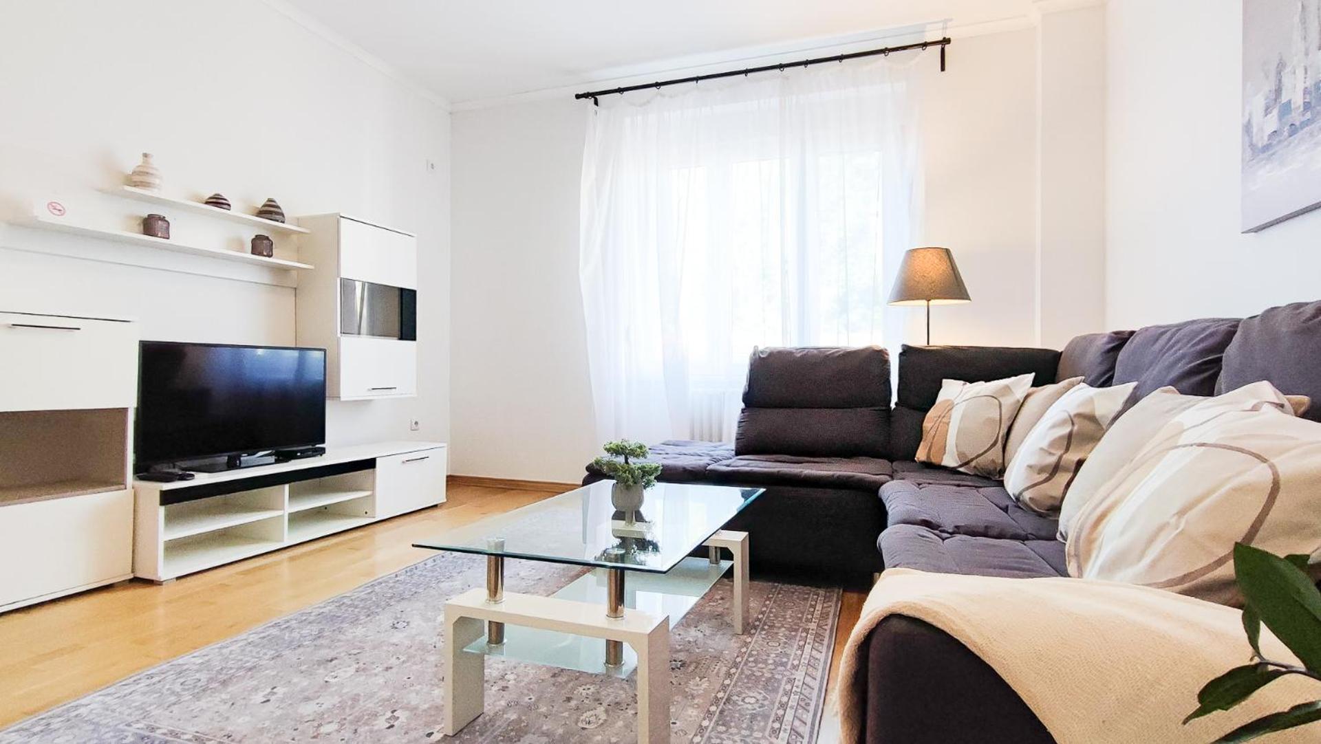 Filinhome Stefanovica Suite 7 Нови-Сад Экстерьер фото